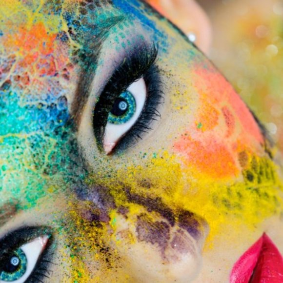 Meet your Posher, Jennifer - Picture 1 of 1